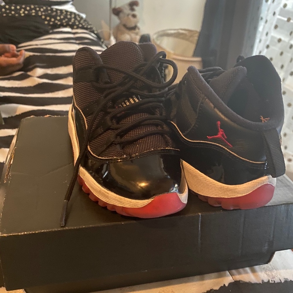 Jordan retro 11